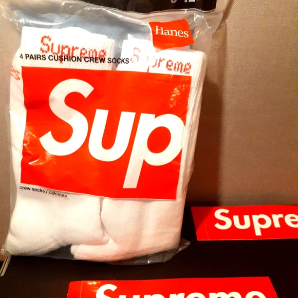 supreme socks 4 pack